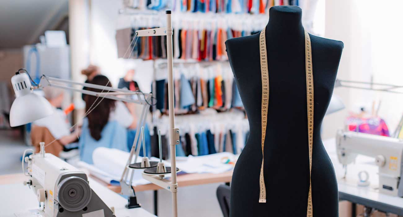 Il nostro laboratorio di sartoria per le spose - Atelier Sposa Barcellona Pozzo di Gotto Messina